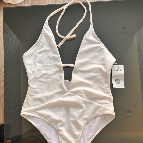 Zaful White One Piece Swimsuit with Plunging V-Neck and High-Cut Legs - Picture 4 of 7